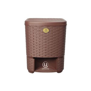 CESTO TIPO RATTAN CON PEDAL 15L LA ARDILLA | utilísimo®
